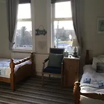 Lee-side Bed & Breakfast 4*